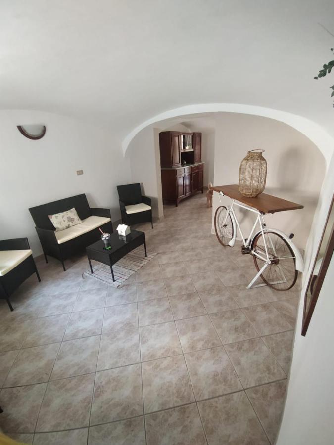 Appartamento La Casa di Vitto Boves Esterno foto